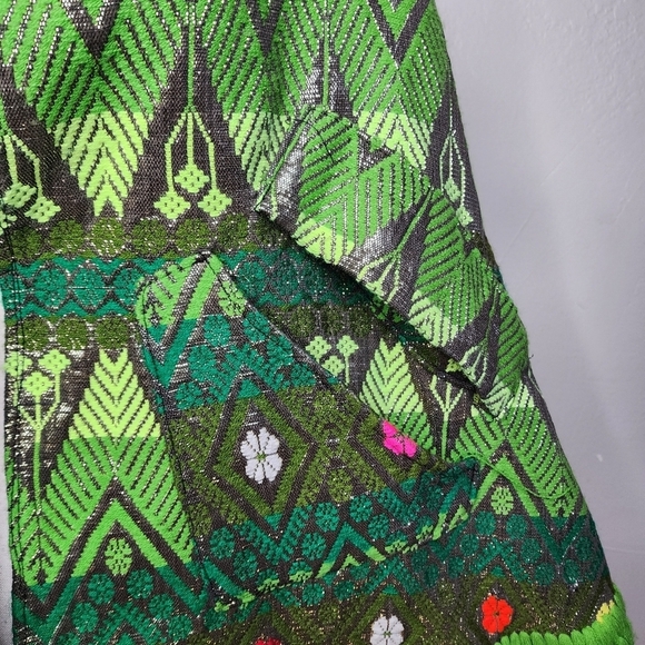 Vintage 60's MCM Ladies Groovy Retro Handmade Poncho with Fringe - Picture 4 of 10